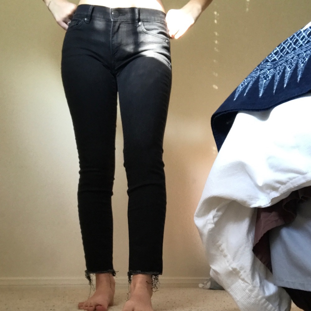 LOFT Petite frayed modern skinny jeans